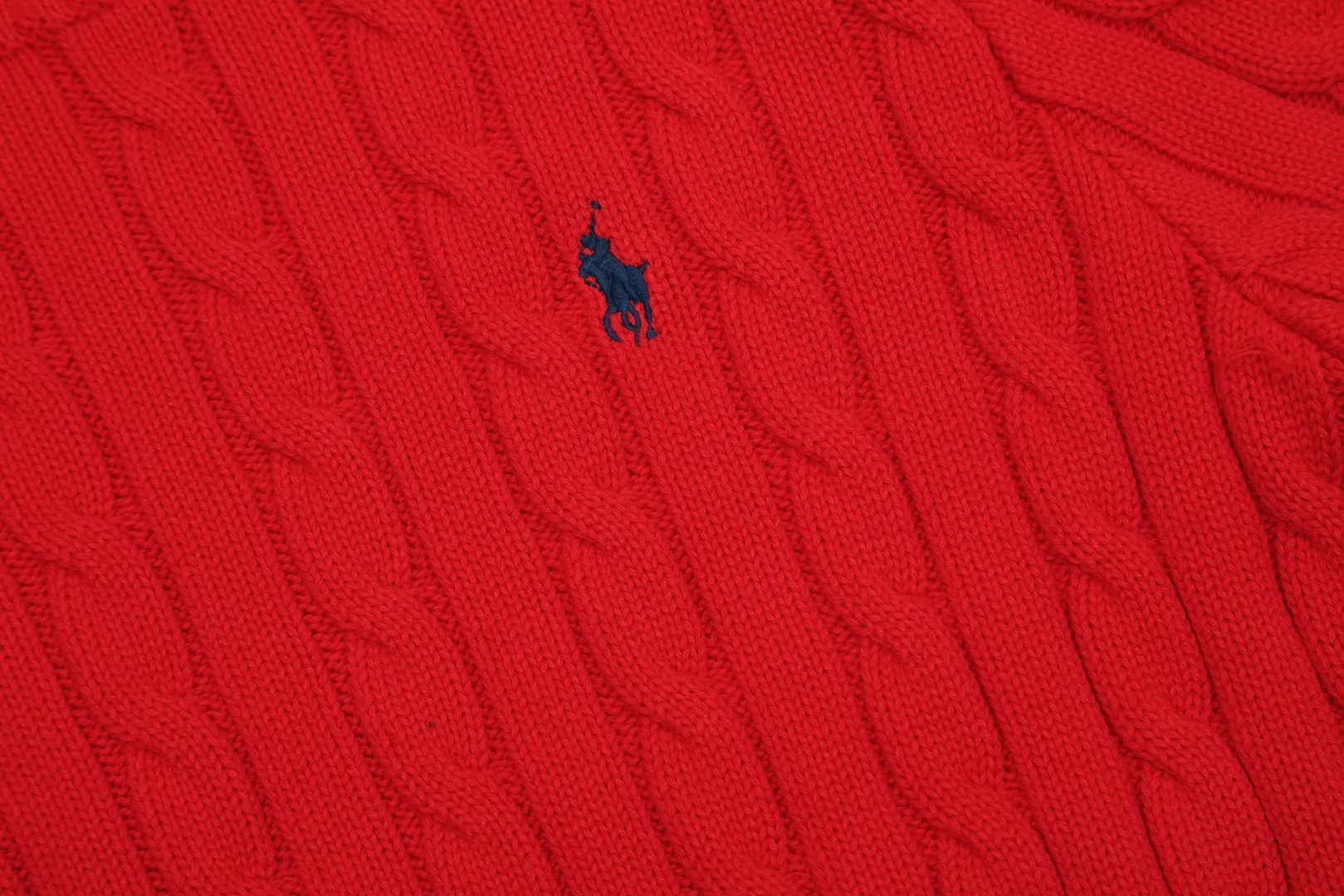 🅿️160 "Top quality" Style number: DS002# (not off the shelves all year round) [Ralph Lauren round neck solid color pony embroidered logo knitted short sleeves] ✅Ralph Lauren classic basic versatile knitted short sleeves for all seasons ✅Main supplier platform live broadcast Wholesale entities Replenish when out of stock Not off the shelves ✅ZP quality 1:1 version Scan the code to enter the GF website Counter quality ✅Detailed quality is the only one in Guangzhou Imported quality cotton yarn, focusing on high-end, cost-effective, good quality needless to say ✅The version is restored to the original order, the maximum size can be worn up to 160 pounds, loose, comfortable and stress-free ✅The upper body is simple and easy to match, a must-have for goddess ootd, good-looking clothes are never picky, a must-have in the goddess’ wardrobe Size: S-XL Color: Black White Gray Light Blue Light Pink Colorful Blue Khaki Bright Yellow Fruit Green Milk Apricot Wood Green Taro Purple Chinese Red Anchor Red Navy Red Label Navy Blue White Label